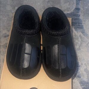 UGG Kids Black Slippers